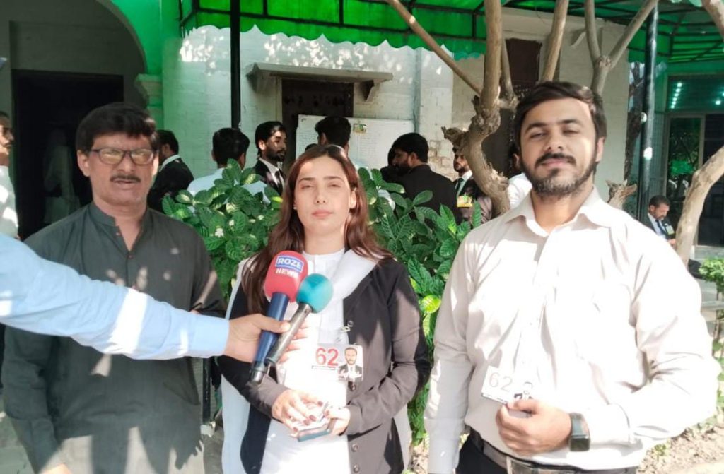 امیدوار پنجاب بار کونسل سلطان حسن ملک ایڈووکیٹ ہائیکورٹ کی ڈسٹرکٹ شیخوپورہ بار آمد، والہانہ استقبال
